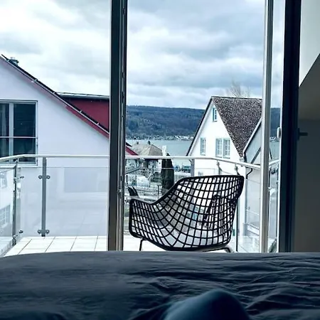 Lakefront View Entire Apartment With 2 Bedrooms, 2 Full Bathrooms & Balcony Waterview Reichenau Exterior photo