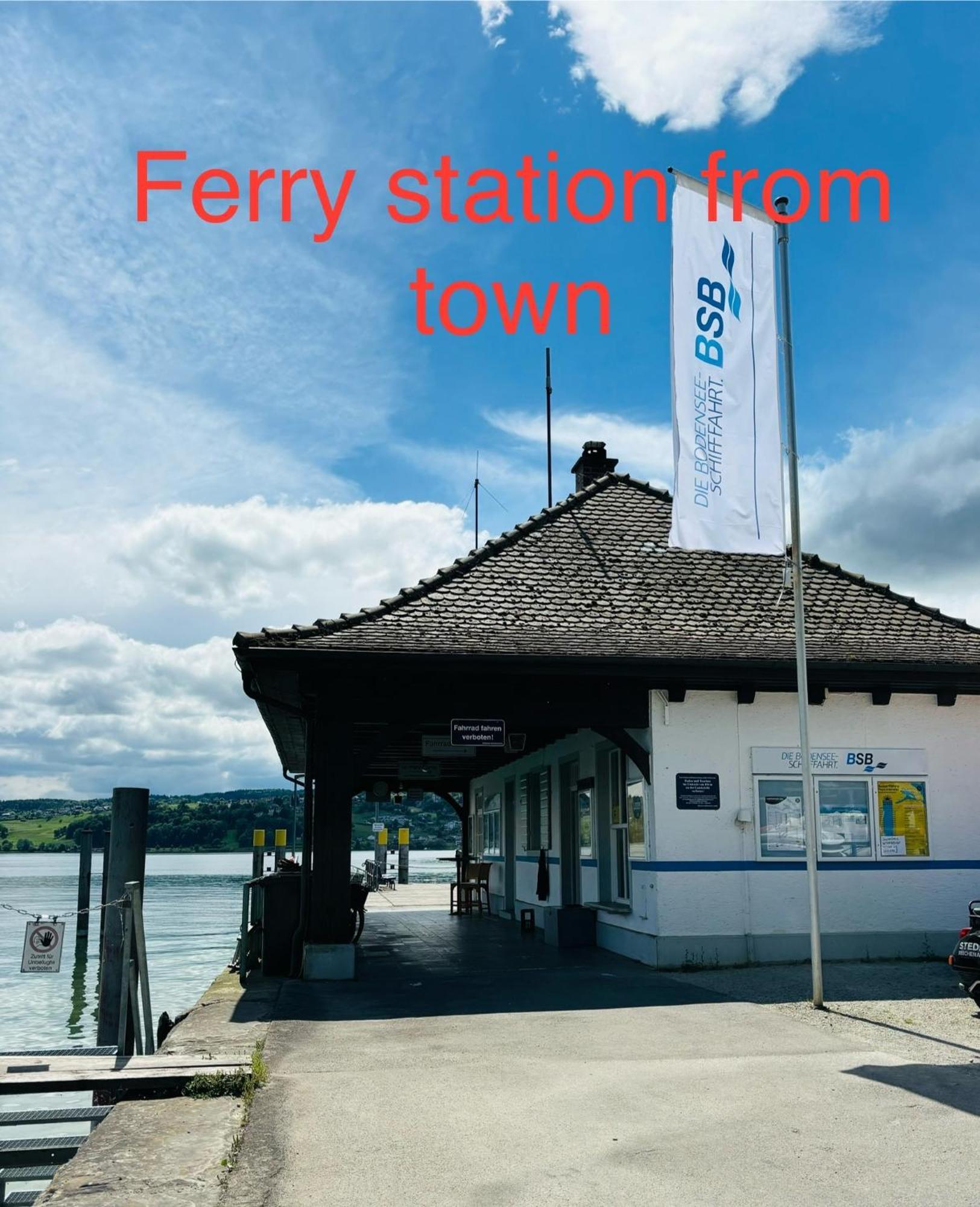 Lakefront View Entire With 2 Bedrooms, 2 Full Bathrooms & Balcony Waterview * Reichenau